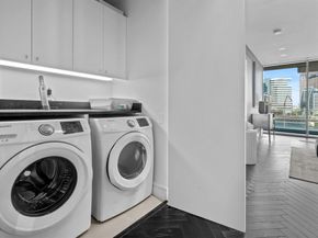 2408  Victory Park Lane  736, Dallas Texas 75219