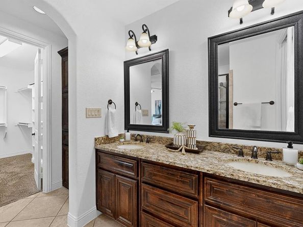 3004  Zenia Drive , Dallas Texas 75204