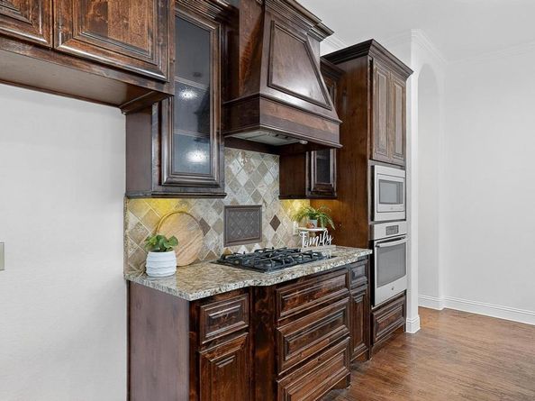 3004  Zenia Drive , Dallas Texas 75204