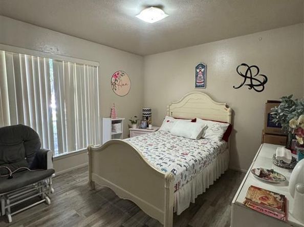13422  blossomheath Lane , Dallas Texas 75240