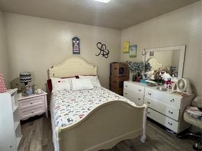 13422  blossomheath Lane , Dallas Texas 75240