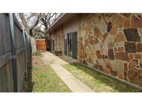 13422  blossomheath Lane , Dallas Texas 75240