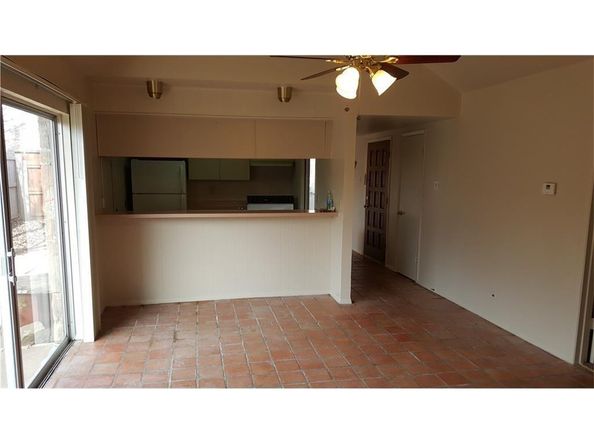 13422  blossomheath Lane , Dallas Texas 75240