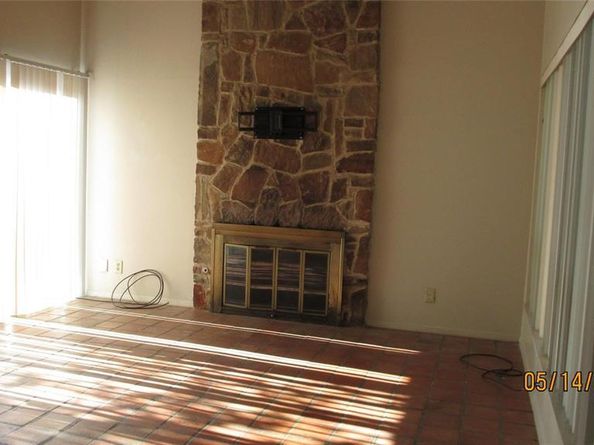 13422  blossomheath Lane , Dallas Texas 75240