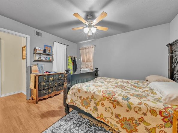 1809  dunning Street , Irving Texas 75061