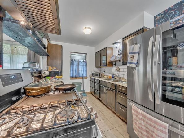 1809  dunning Street , Irving Texas 75061