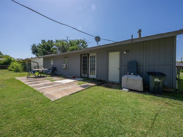 1809  dunning Street , Irving Texas 75061