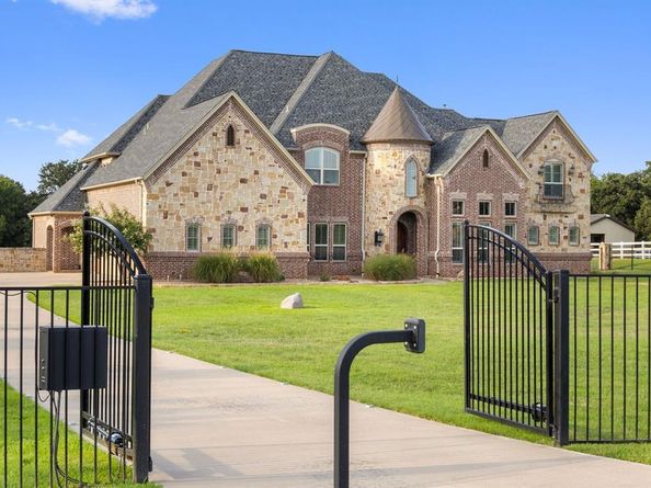 1311  Appaloosa Circle , Bartonville Texas 76226