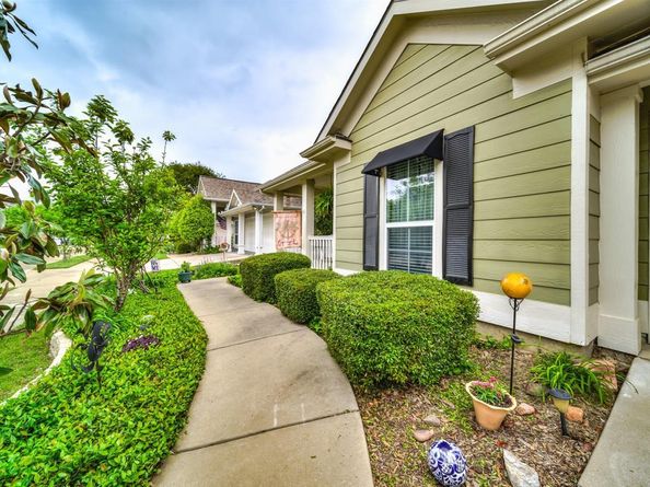 1408  Cobblestone Court , Savannah Texas 76227