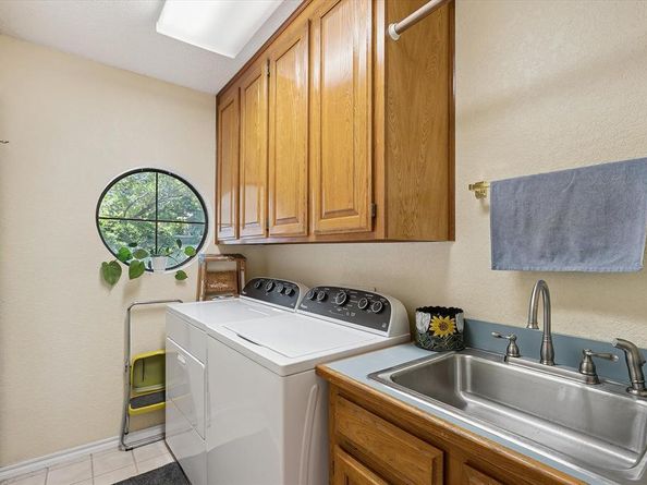 9952  Wandering Way Street , Benbrook Texas 76126