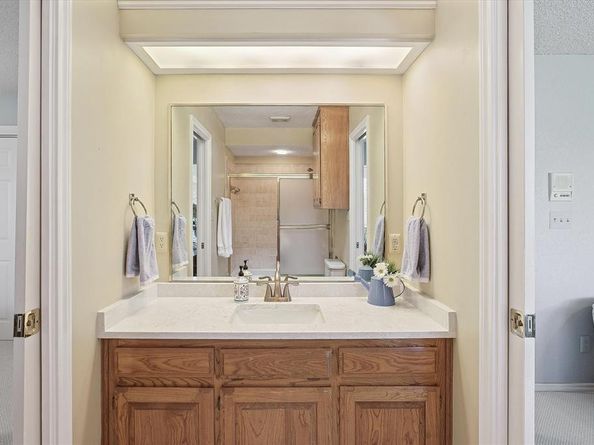 9952  Wandering Way Street , Benbrook Texas 76126
