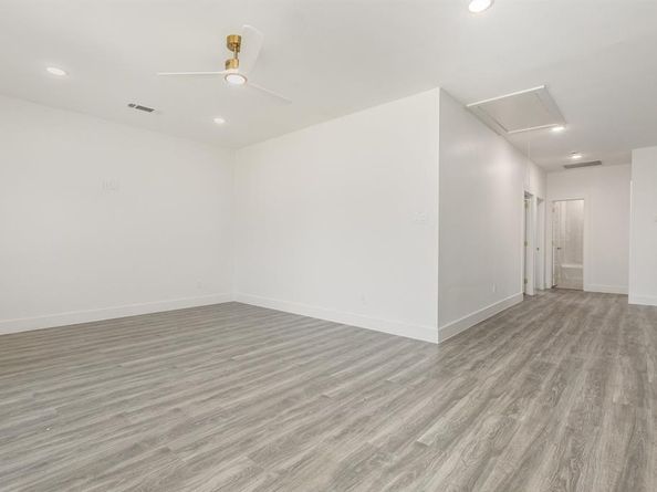 5116  Wynell Street , Dallas Texas 75241