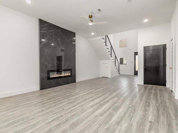 5116  Wynell Street , Dallas Texas 75241