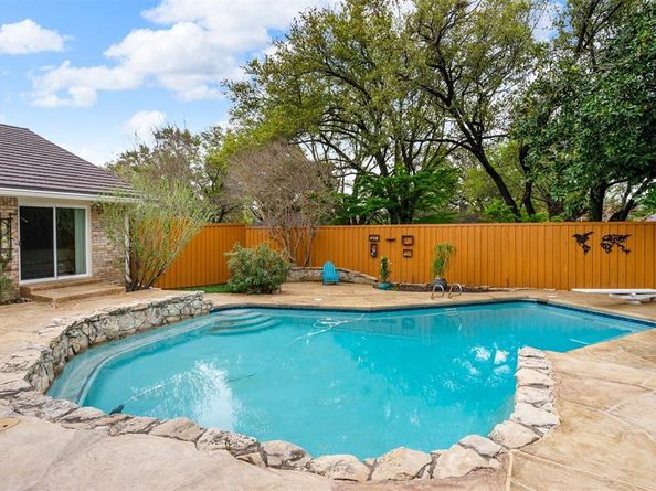6624  Glenhurst Drive , Dallas Texas 75254