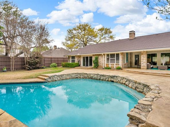 6624  Glenhurst Drive , Dallas Texas 75254