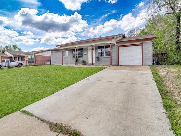 4812  Marshall Street , Forest Hill Texas 76119