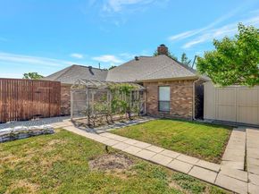 1112  Pawnee Trail , Carrollton Texas 75007