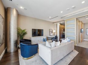 2408  Victory Park Lane  1031, Dallas Texas 75219