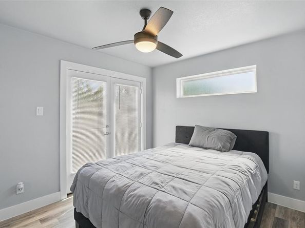 1933  Shaw Street , Dallas Texas 75212