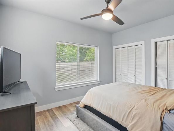 1933  Shaw Street , Dallas Texas 75212