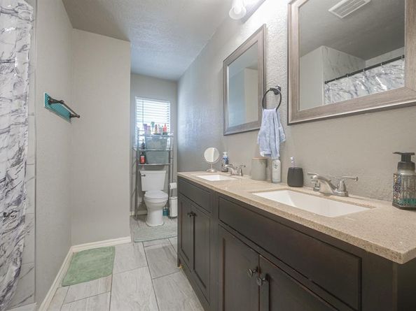 1006  Bandera Lane , Garland Texas 75040