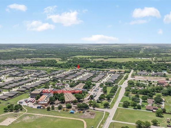 4212  Stone Trail Drive , Denton Texas 76210
