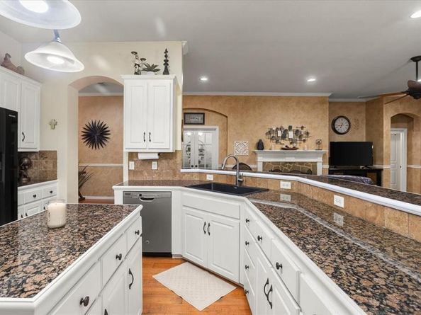 8312  Teja Trail , Benbrook Texas 76126