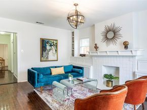 621 N Carroll Avenue , Dallas Texas 75246