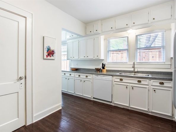 621 N Carroll Avenue , Dallas Texas 75246