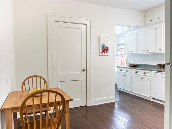 621 N Carroll Avenue , Dallas Texas 75246