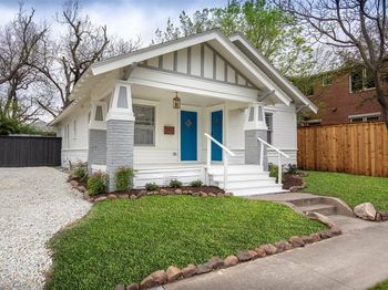 621 N Carroll Avenue 