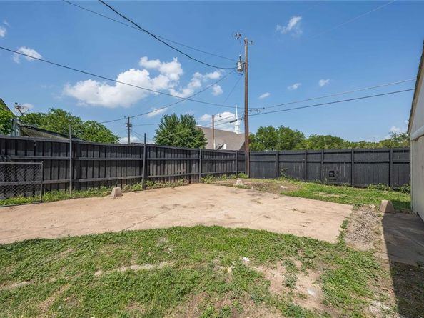 604  Ford Street , Garland Texas 75040