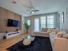 1141  Tea Olive Lane , Dallas Texas 75212