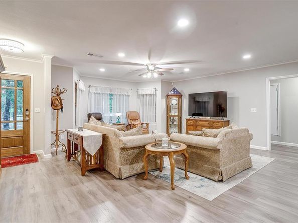 3707  Knob Hill Road  1, Azle Texas 76020
