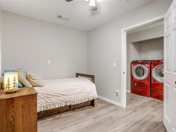 3707  Knob Hill Road  1, Azle Texas 76020