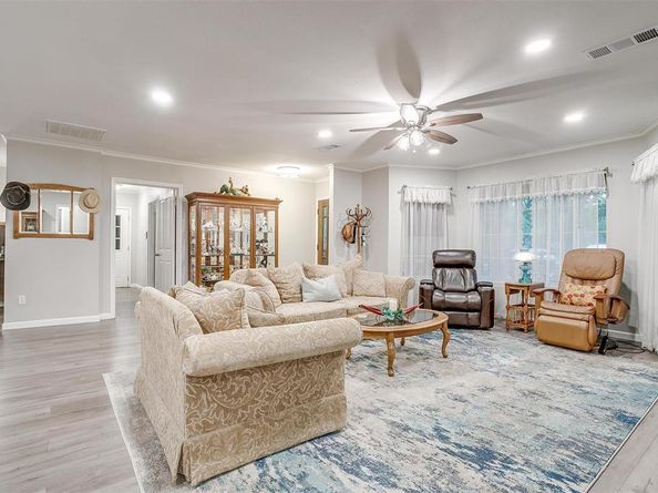 3707  Knob Hill Road  1, Azle Texas 76020