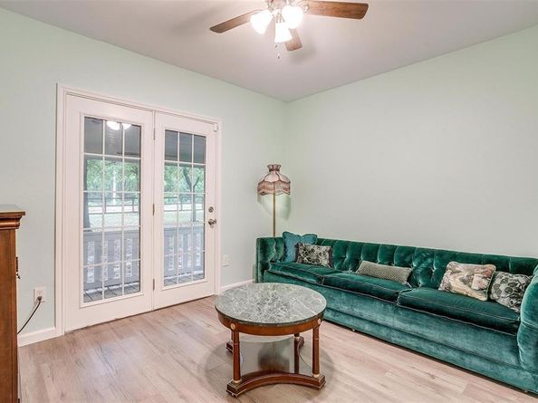 3707  Knob Hill Road  1, Azle Texas 76020