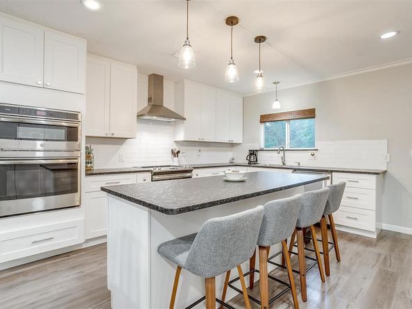 3707  Knob Hill Road  1, Azle Texas 76020