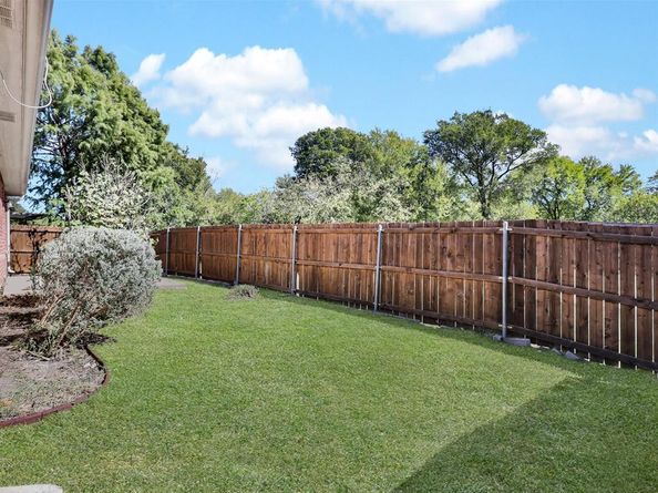 9849  Vickie Lane , Frisco Texas 75035