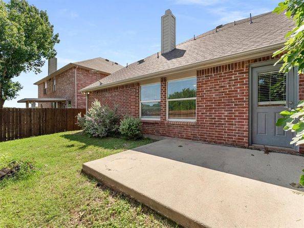 9849  Vickie Lane , Frisco Texas 75035