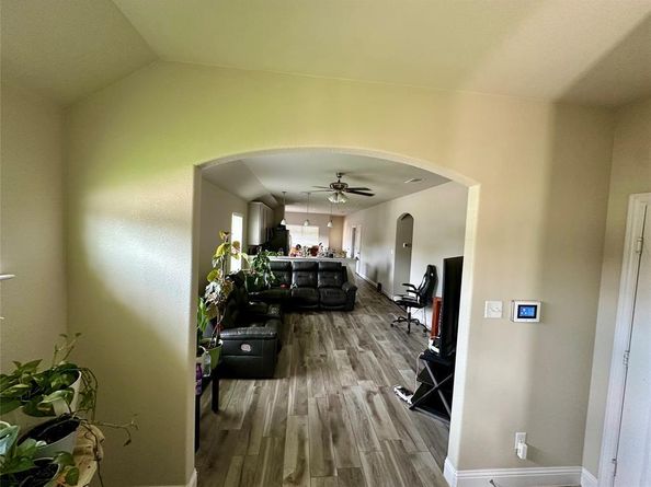 2801  Stuart Drive , Fort Worth Texas 76104
