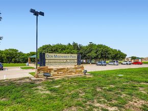 7921  Mourning Dove Drive , Arlington Texas 76002
