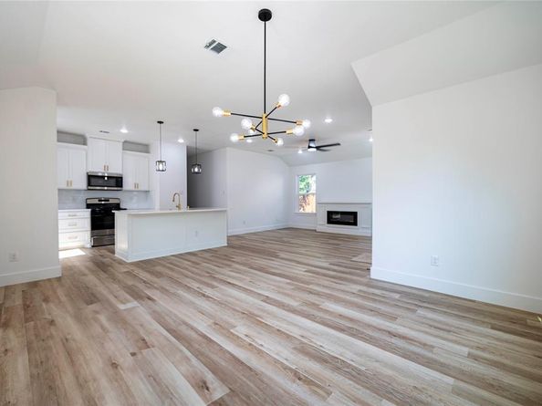 1411 E Terrell  , Fort Worth Texas 76104