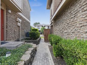 5200  Martel Avenue  36A, Dallas Texas 75206