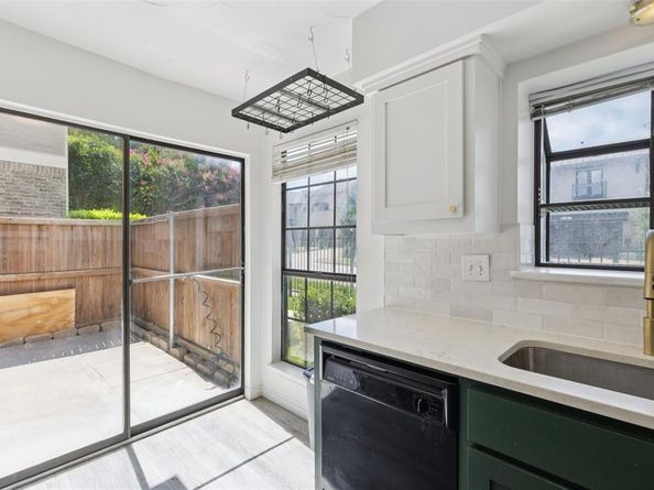 5200  Martel Avenue  36A, Dallas Texas 75206