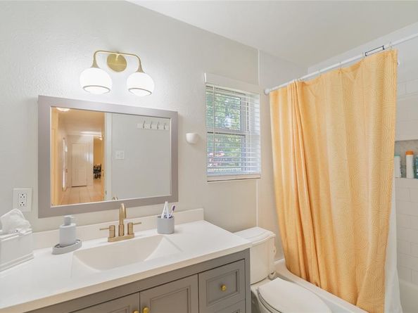 1224  Park Center Street , Benbrook Texas 76126