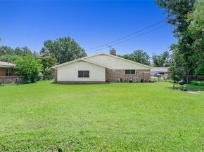 1224  Park Center Street , Benbrook Texas 76126