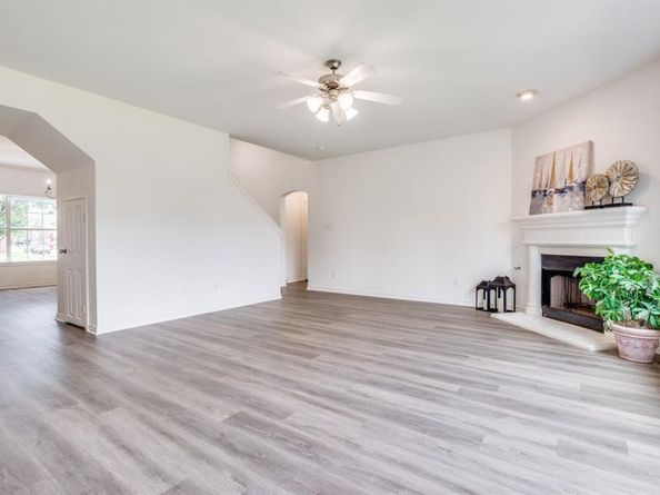 2601  Pinto Drive , Denton Texas 76210