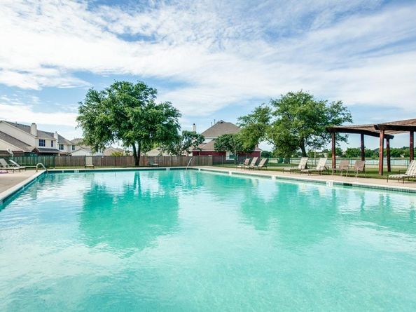2601  Pinto Drive , Denton Texas 76210