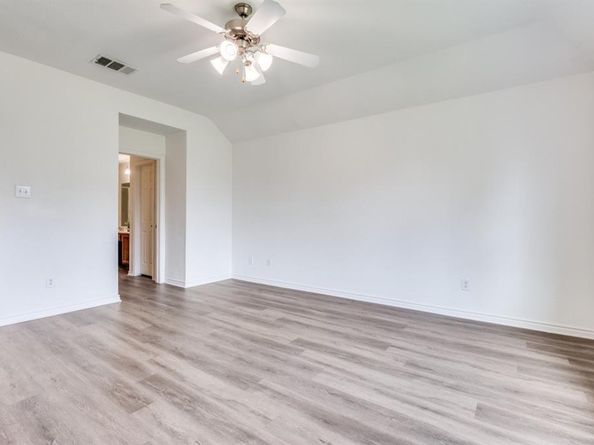2601  Pinto Drive , Denton Texas 76210